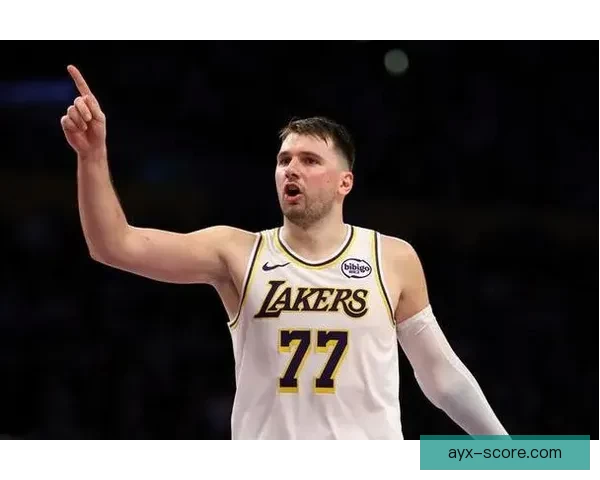 东契奇破20项纪录强势崛起 其表现堪比科比的传奇传承